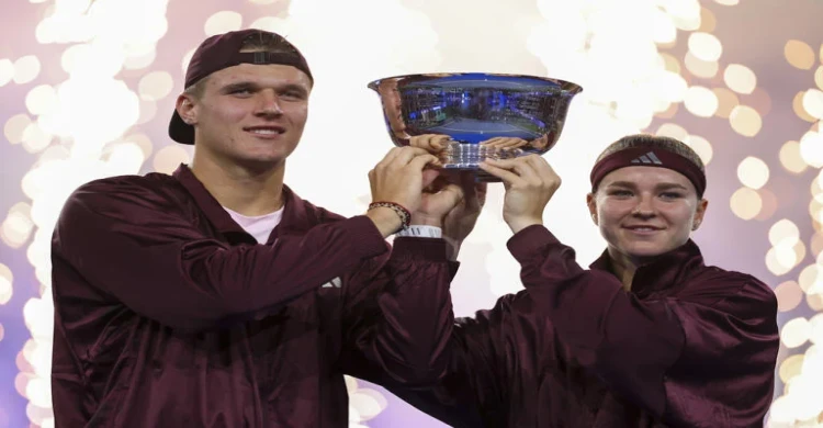 Czech duo Muchova and Mensik win US Open mixed doubles title