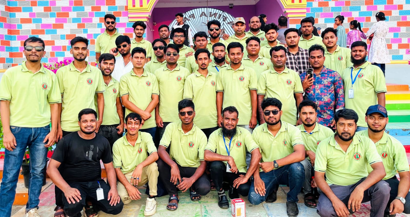Farm Visit and Picnic of 165th Batch of Youth Training Center Held in Rajabarihat