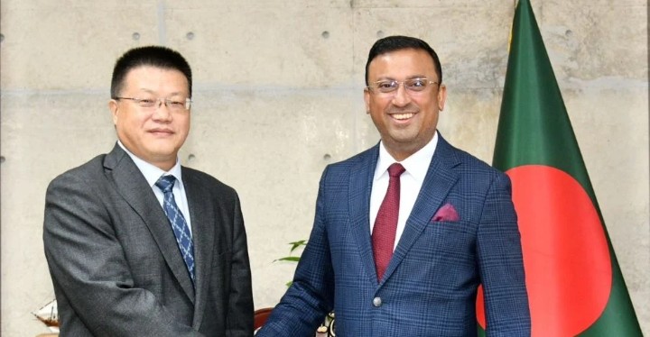 State Minister for Foreign Affairs Meets Outgoing Chinese Ambassador