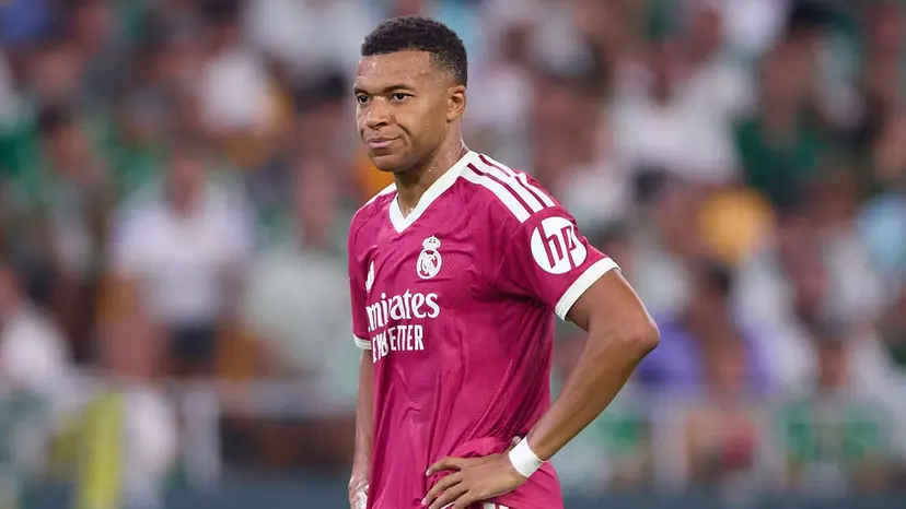 Mbappé Acknowledges Ref Errors in Madrid Derby Loss, Avoids Escalating Controversy