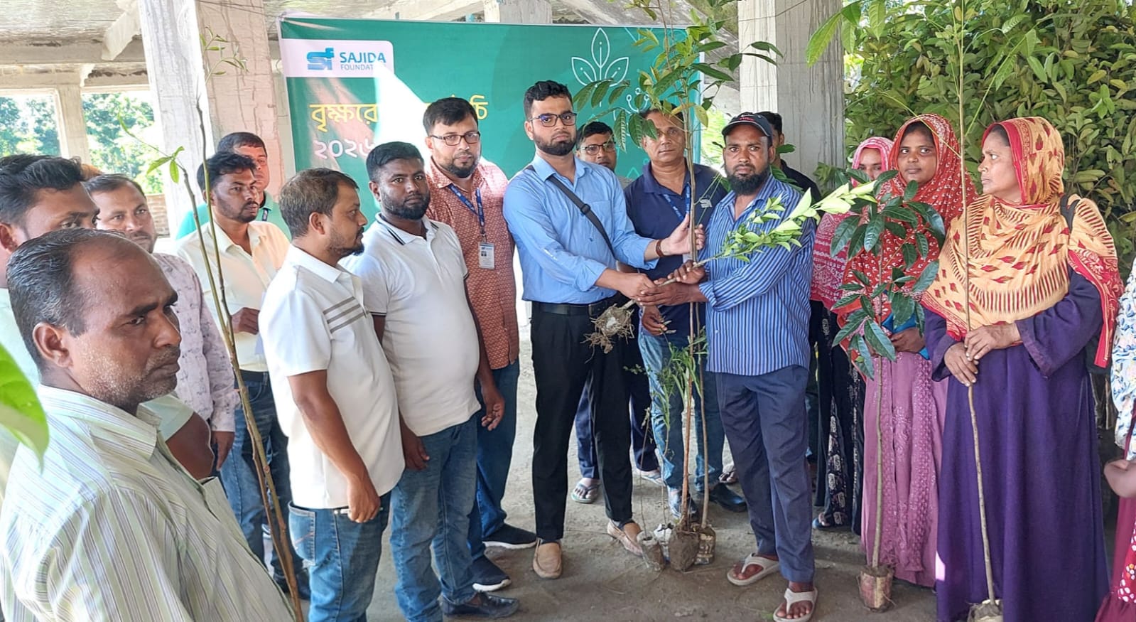 Over 800 Saplings Distributed by Sajeda Foundation in Ishwardi