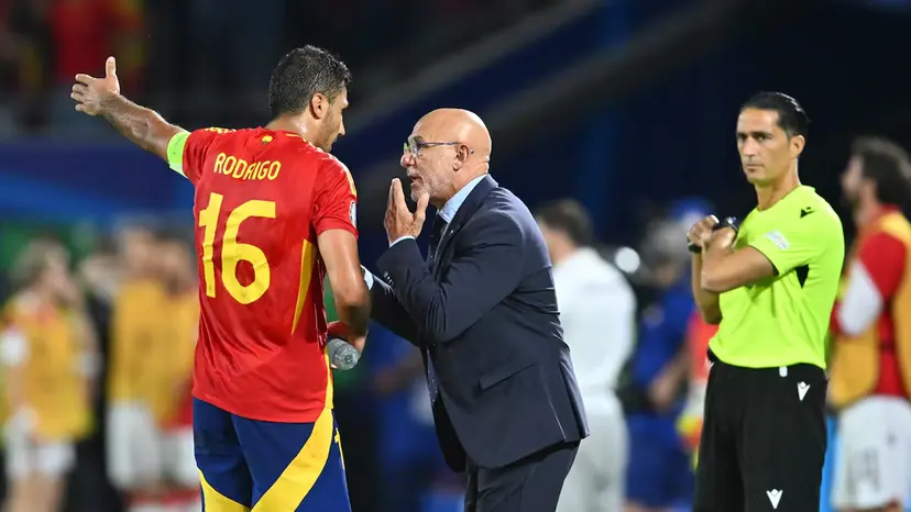 Rodri Is Spanish Football’s Lionel Messi, Says Head Coach Luis de la Fuente