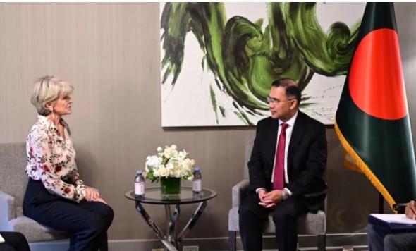 PM Seeks International Support for Rohingya Repatriation