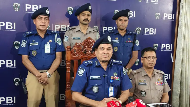 PBI Arrests Fraud Ring Impersonating Government Secretary in BDT 30 Lakh Swindle of Retired Army Officer