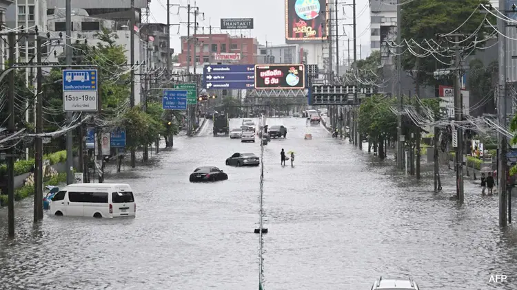 Bangkok Declares Citywide Disaster Zone Following Relentless Downpours and Urban Flooding