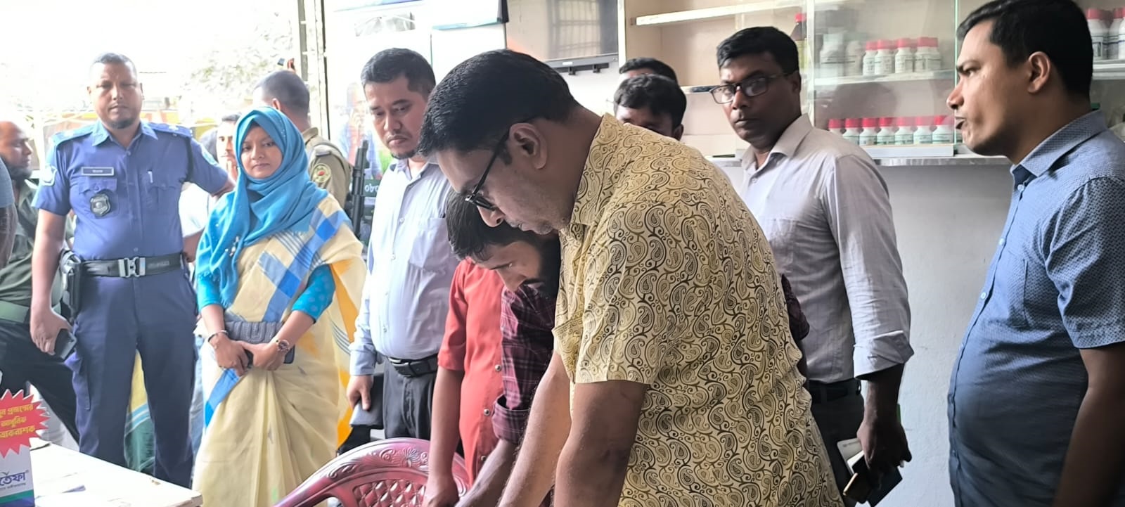 Two Businessmen Fined Tk 80,000 and 381 Sacks of Fertilizer Seized for Illegal Hoarding in Pabna