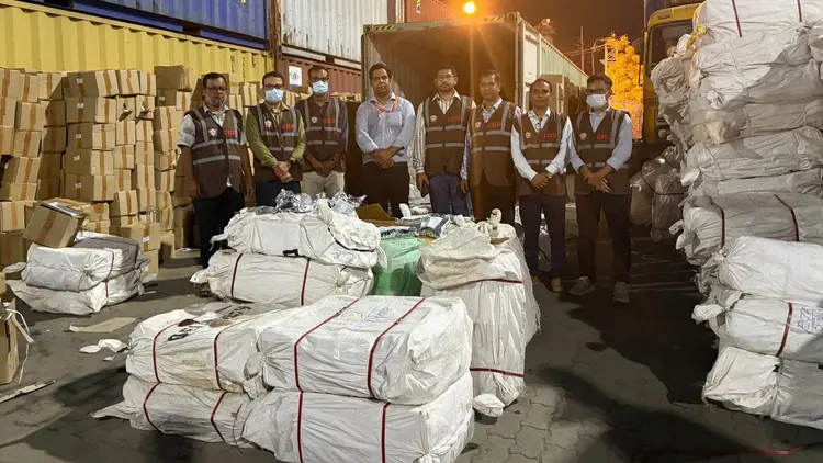 Suspicious Powder Substances Discovered in Kolkata-to-Chittagong Import Shipment