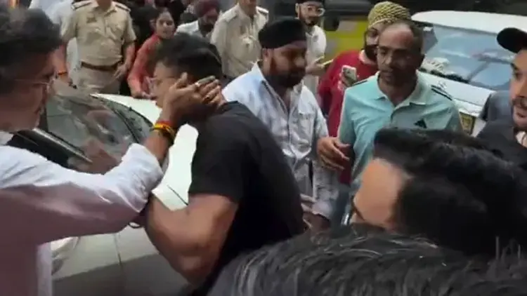 Delhi PWD Minister Parvesh Verma Slaps AAP Aide During Road Inspection, Scuffle Ensuing
