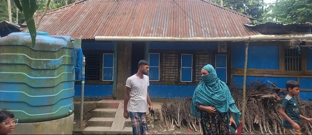 DB Police Claim Recovery of 200 Yaba Pills in Pirojpur; Family Disputes Origin of Cash Taken