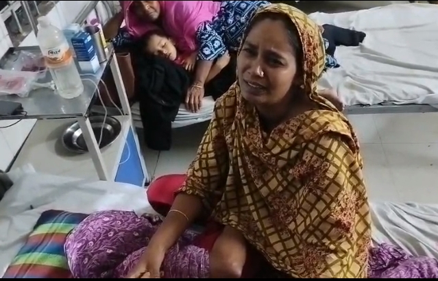 Ashrayan project house seized in Aditmari, elderly mother and daughter beaten and injured after doors cut with drill machine