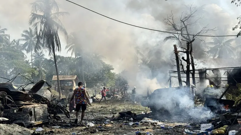 Myanmar Junta Airstrikes Target Displaced Persons Camps in Rakhine, Killing at Least 8