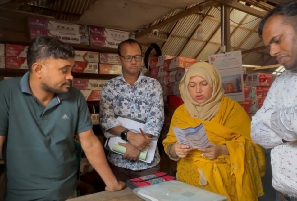 Two Businesses Fined 26,000 Taka for Overcharging Cylinder Gas in Shariatpur