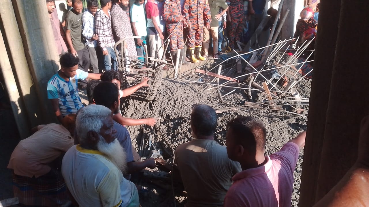 Two Workers Killed and Four Injured in Under-Construction Municipal Building Roof Collapse in Pirganj