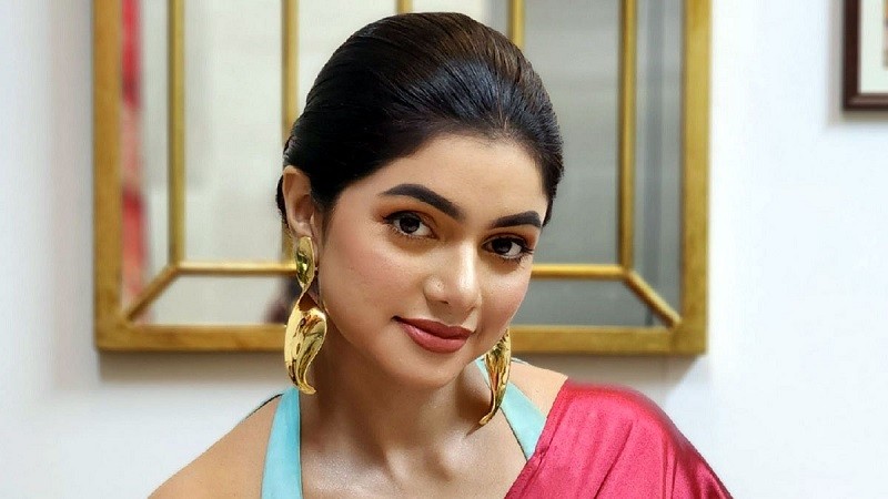 Actress Sohana Saba Celebrates Birthday; Shares Gratitude, Life Reflections, and Travel Regrets