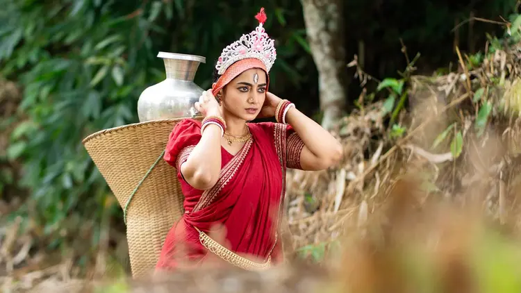 Actress Nazia Haque Orsha Captivates Fans as 'Mountain Durga' in Stunning Bandarban Photoshoot