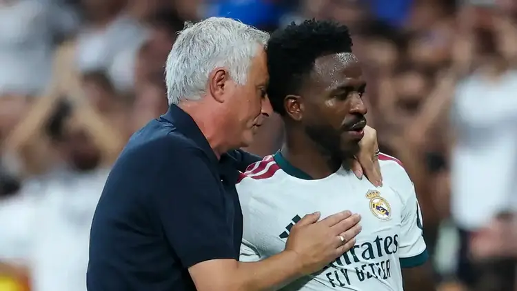 “Vinícius Isn't Getting Enough Respect at Real Madrid”: Coach José Mourinho Backs Brazilian Star Amid Ongoing Controversy