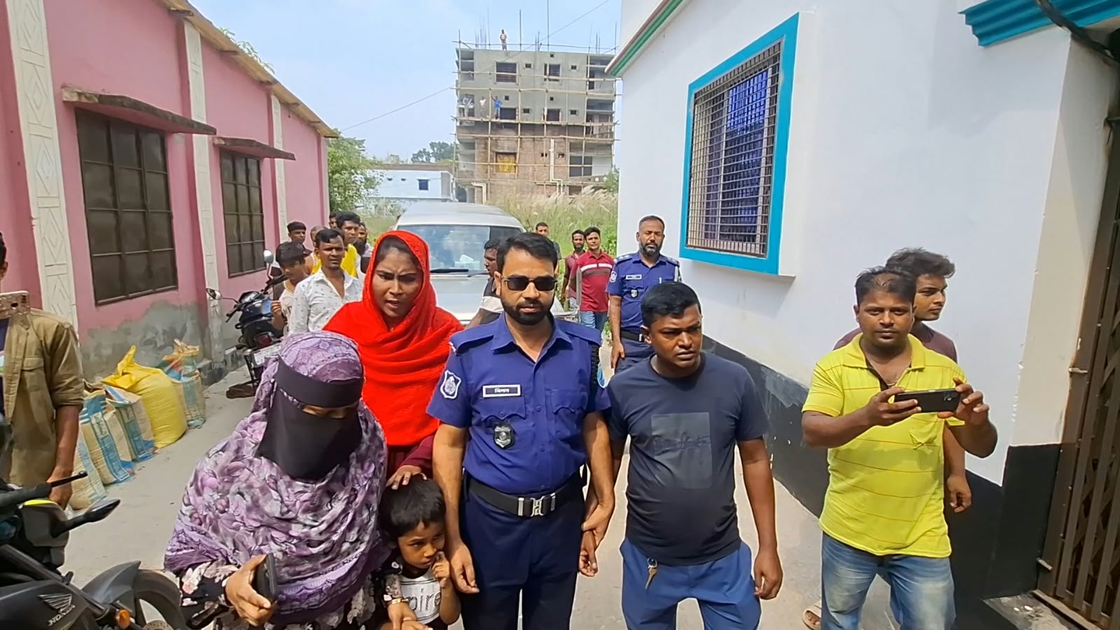 Damudya UNO’s driver among four arrested in Shariatpur over drug and immoral activity allegations
