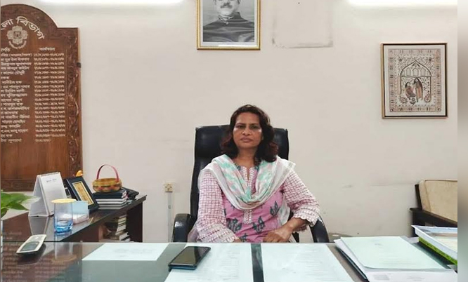 JU Professor Dr Shamima Sultana reflects on ethical removal of Sheikh Hasina's portrait during July Uprising