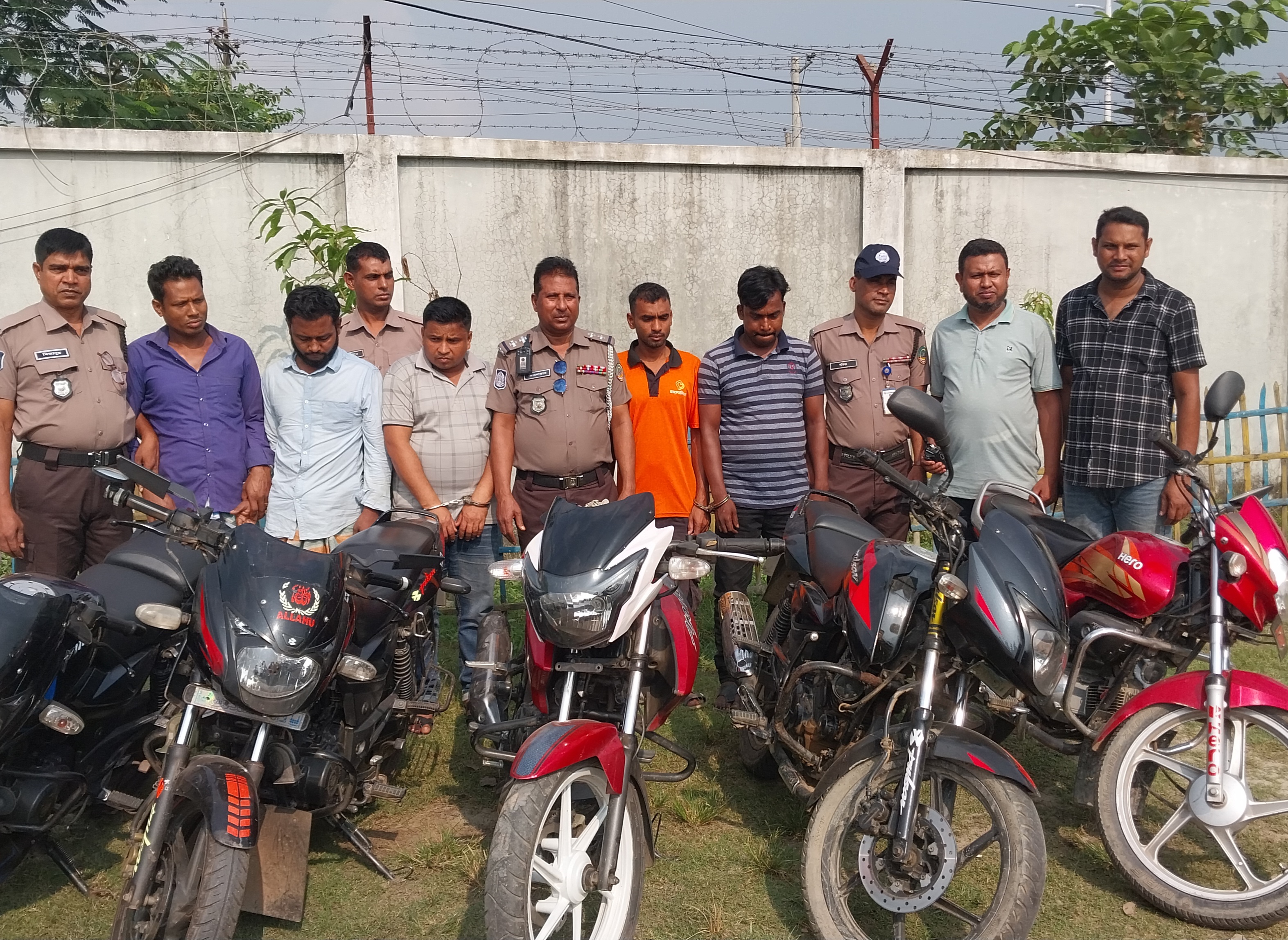 Five Arrested and Five Motorcycles Recovered During Investigation of a Single Stolen Bike in Rangpur