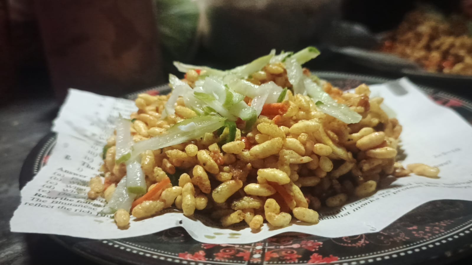Serving Food on Newspapers and Old Notebook Pages Increases Health Risks