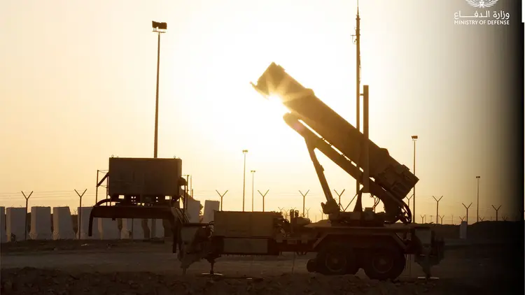 Saudi-Yemeni Coalition Destroys Two Houthi Ballistic Missile Launchers in Sanaa Following Intercepted Riyadh Strike