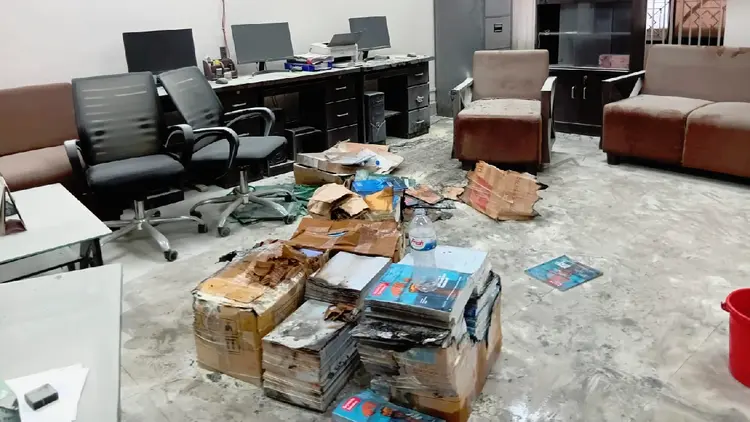 Minor Fire Incident Breaks Out at Foreign Ministry's DCAB Lounge; Extinguished Before Firefighters Arrive