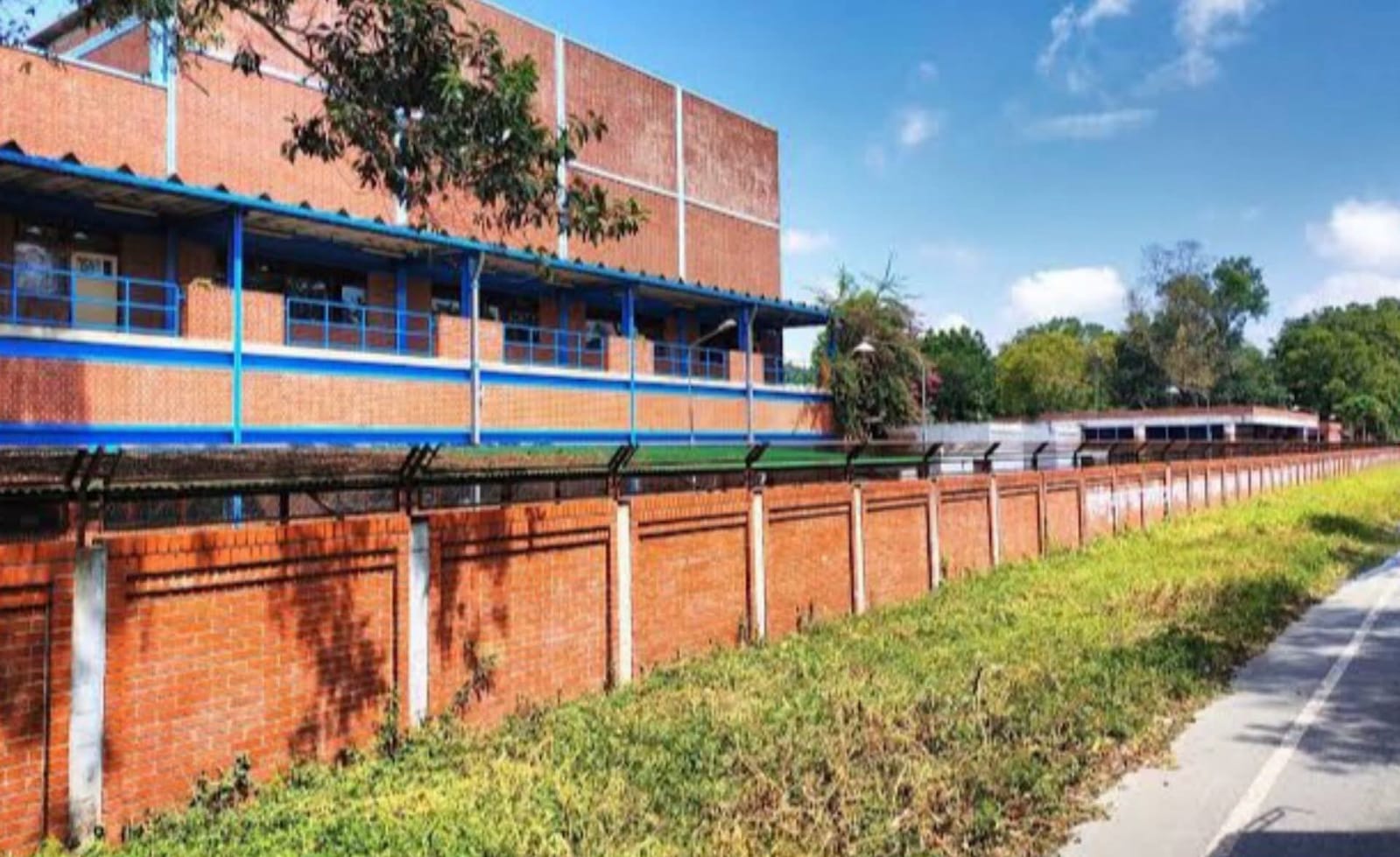 Commotion in Parbatipur Over Theft of Copper Lightning Arresters from Railway Factory Roof